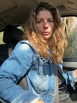 sansan2411 online show from March 20, 12:43 pm