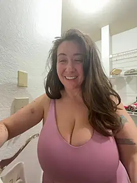 MadelynnMoon online show from July 9, 9:28 pm