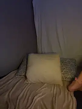 NikkelSofia online show from October 6, 7:58 am