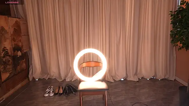 Amelyisthatyou online show from June 27, 3:29 am