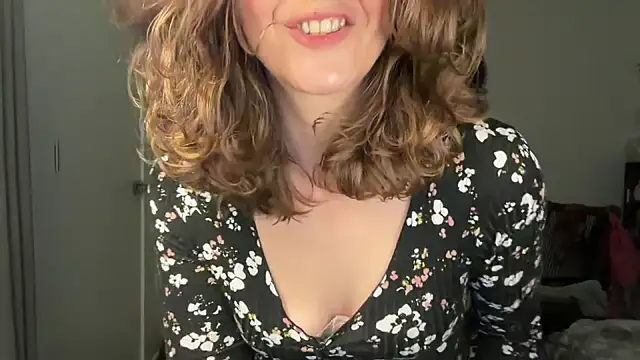 leahsparkles online show from March 23, 3:29 pm