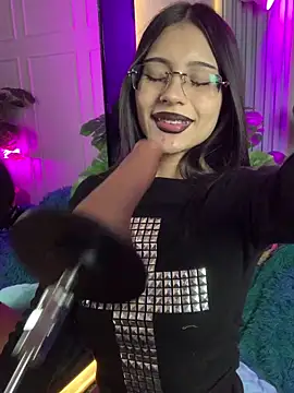 Abbydreams  online show from March 28, 7:24 pm