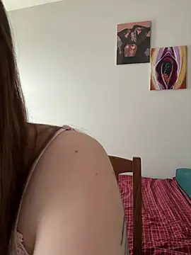 Sabrina shells online show from April 15, 8:15 am