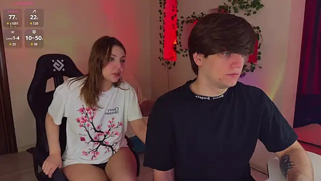 RobertAndLinela online show from April 2, 4:54 am