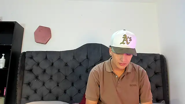 two milkyway online show from April 15, 10:43 pm