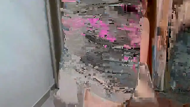 PlayGirLL  online show from April 3, 5:00 pm