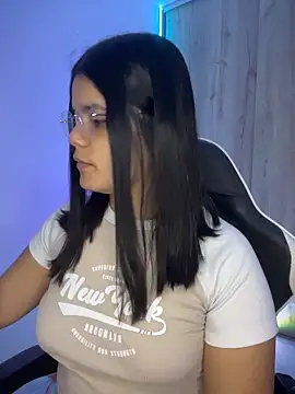 pretty angela1 online show from April 4, 12:42 am