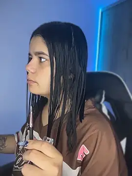 pretty angela1 online show from April 12, 2:03 am