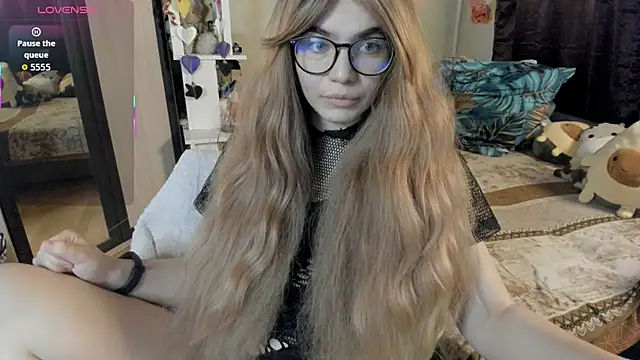 alexiamaleax online show from March 26, 12:35 am