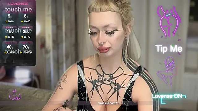 Gloryyaa online show from April 13, 9:59 pm