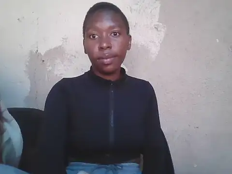 Hotdaily04 online show from June 1, 7:32 am