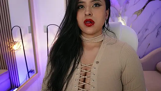 Emma Walkerr  online show from April 15, 7:58 pm