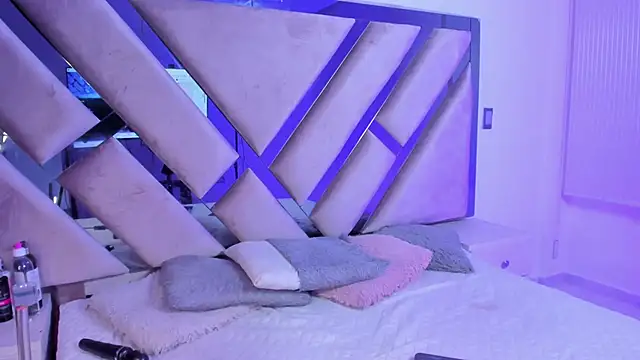 kathy bakerr online show from March 18, 1:49 pm