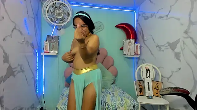 Maylin horny19 online show from March 28, 7:24 pm