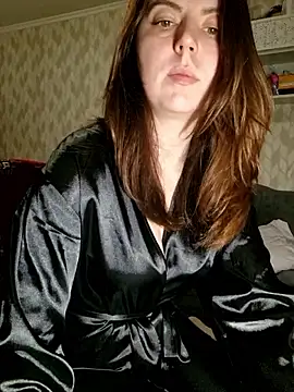 Melenka online show from March 5, 11:00 pm