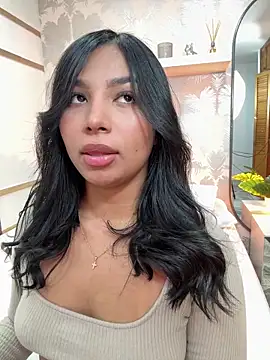 CharlotteGraay online show from May 26, 9:47 pm