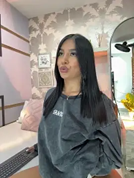 CharlotteGraay online show from March 21, 7:52 pm