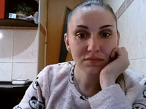 Yuliia30 online show from April 18, 7:18 pm