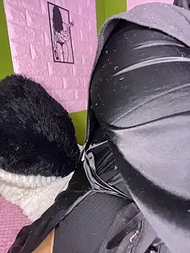 zahra Jalid online show from March 13, 1:40 am