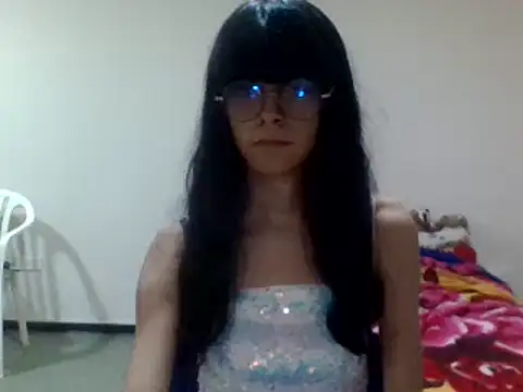 ChloeRaccoon online show from April 25, 3:53 am