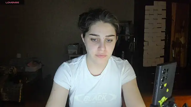  Roselina  online show from July 6, 7:38 pm