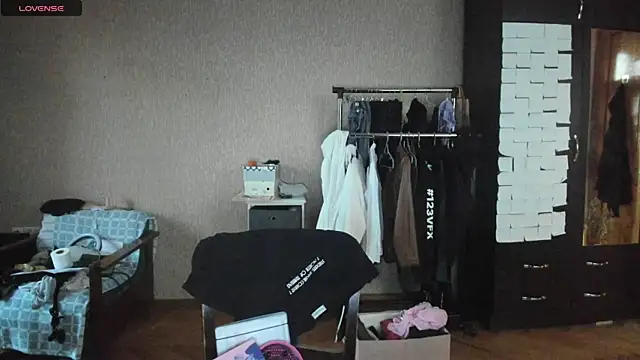 Roselina  online show from June 28, 4:46 pm