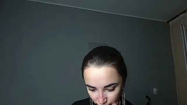 Eva Gloryy online show from May 31, 7:04 pm