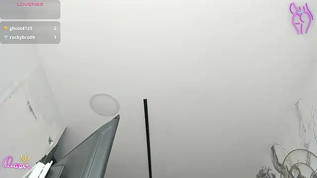 DalayMoore online show from April 14, 7:47 pm