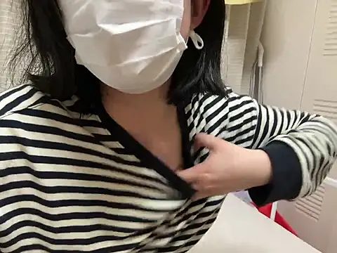 riri riri jp online show from March 29, 3:44 pm