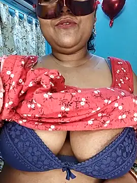 hevensex143 online show from March 8, 7:18 pm