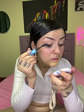 Emmie Hot online show from March 26, 12:29 pm