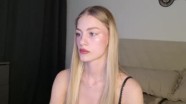 GabriellaOlsen online show from June 12, 4:15 pm
