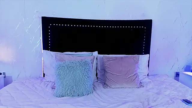 LittleCuties online show from May 10, 3:41 am