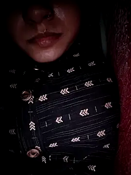 cute IndianBabe online show from April 11, 3:23 am