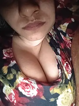 cute IndianBabe online show from June 28, 11:55 pm