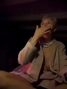 divinaerotica online show from November 6, 7:09 pm