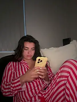 cute carly  online show from May 31, 8:43 pm