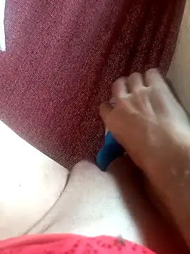 baixinhainsaciavel23 online show from April 8, 2:52 pm