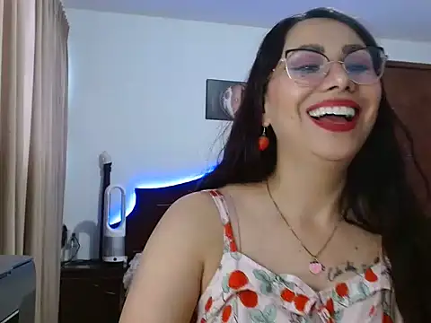 AloLovely  online show from March 13, 10:55 pm