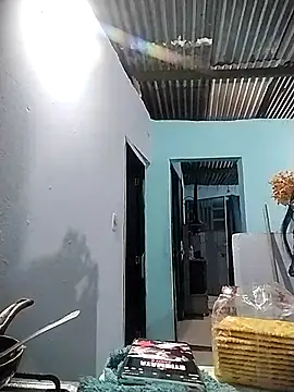 Ariell Kieran online show from April 5, 11:48 pm