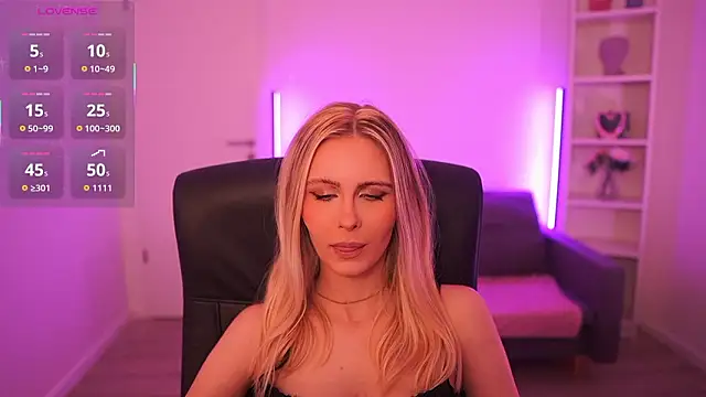 catecrago  online show from March 11, 2:20 pm