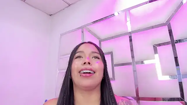 ZoeWan69 online show from March 29, 3:00 pm