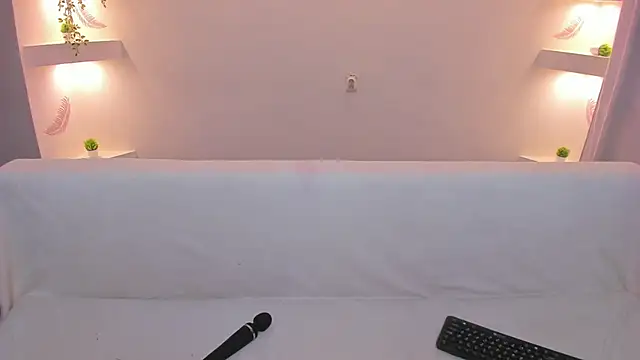 YourMegan online show from March 7, 8:38 pm