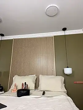 JessyCream online show from March 8, 8:35 pm