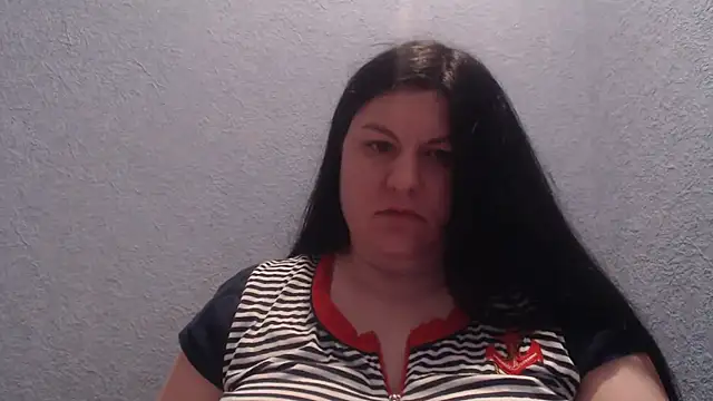 KiraSwee online show from February 21, 7:25 pm