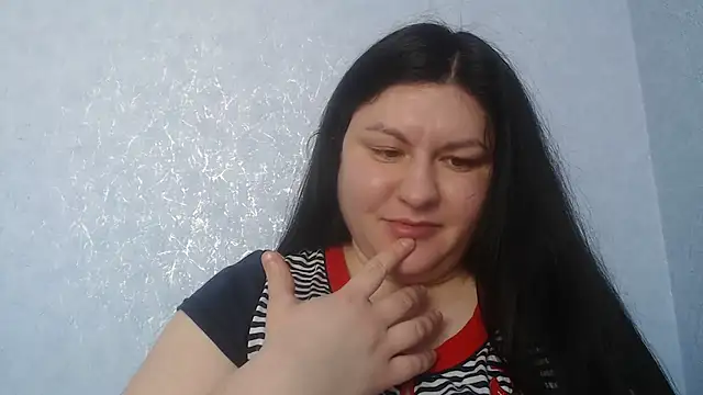 KiraSwee online show from January 16, 10:44 am