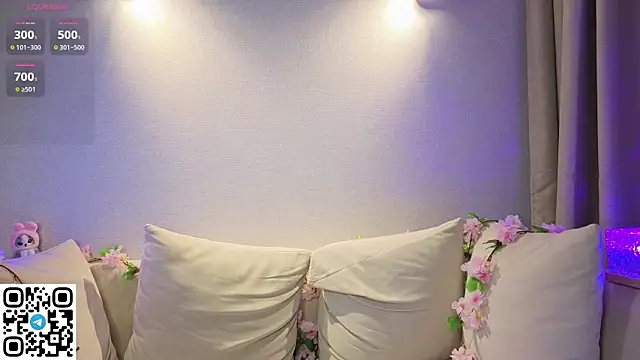 Anadeyaaa online show from December 4, 12:35 am