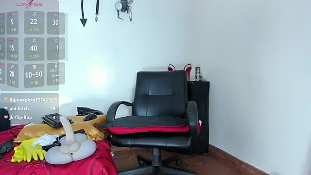 aurora cullen  online show from March 22, 11:38 am