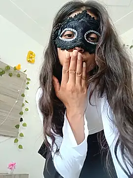 Shenuxbabie online show from July 30, 5:30 am