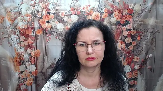 Miroslava Happi online show from April 20, 6:05 am